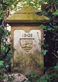 Boundary stone, Pullens Lane